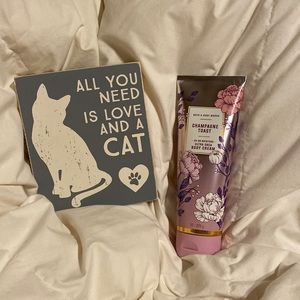🐰NWT Bath & body works champagne toast lotion🐰